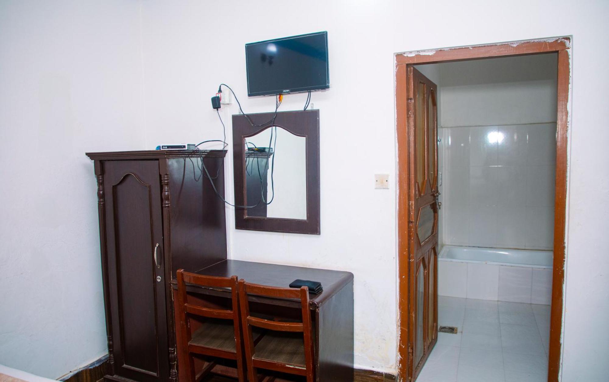 Hotel Shiva'S Dream Sauraha Dış mekan fotoğraf