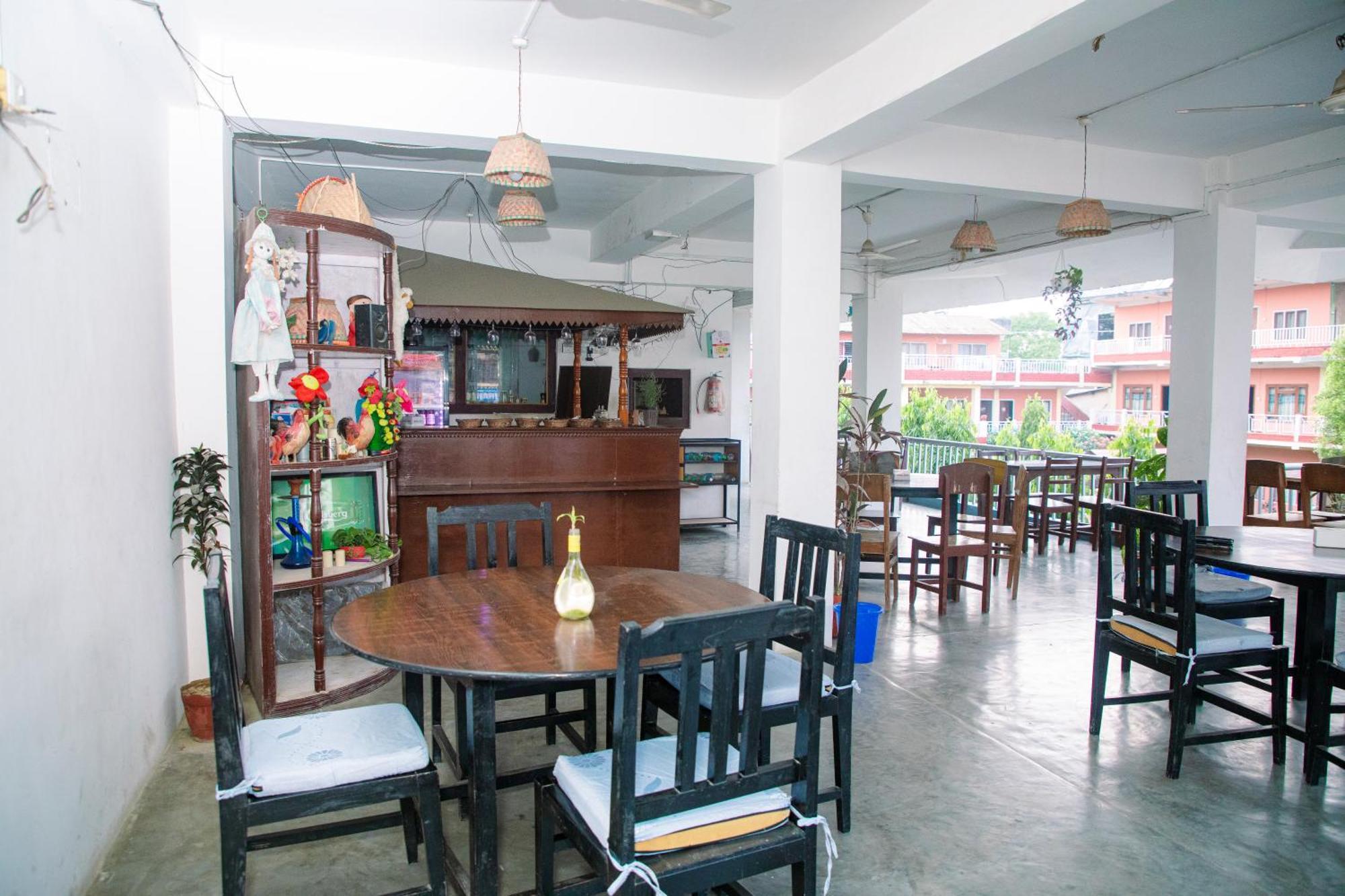 Hotel Shiva'S Dream Sauraha Dış mekan fotoğraf