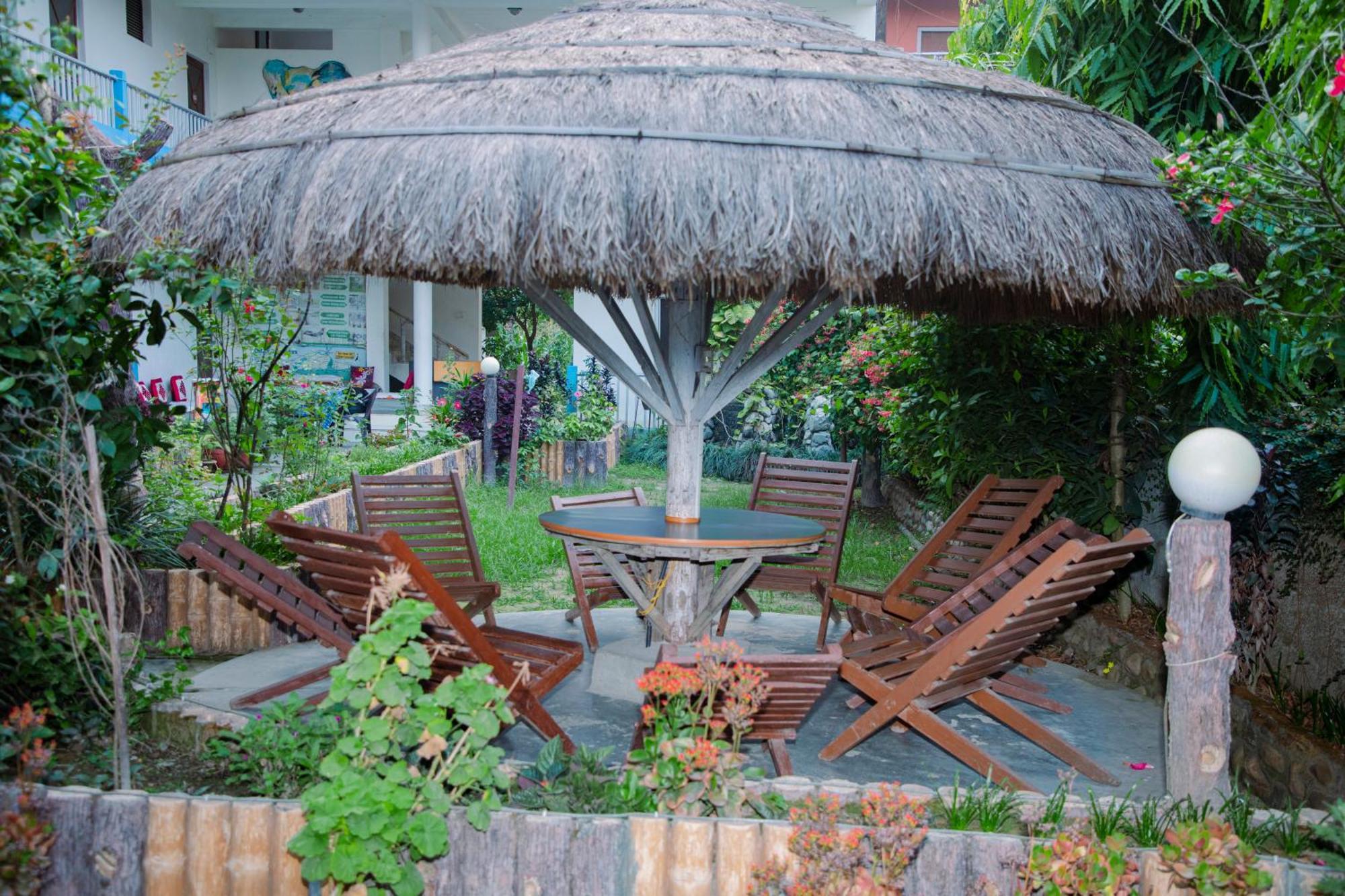 Hotel Shiva'S Dream Sauraha Dış mekan fotoğraf