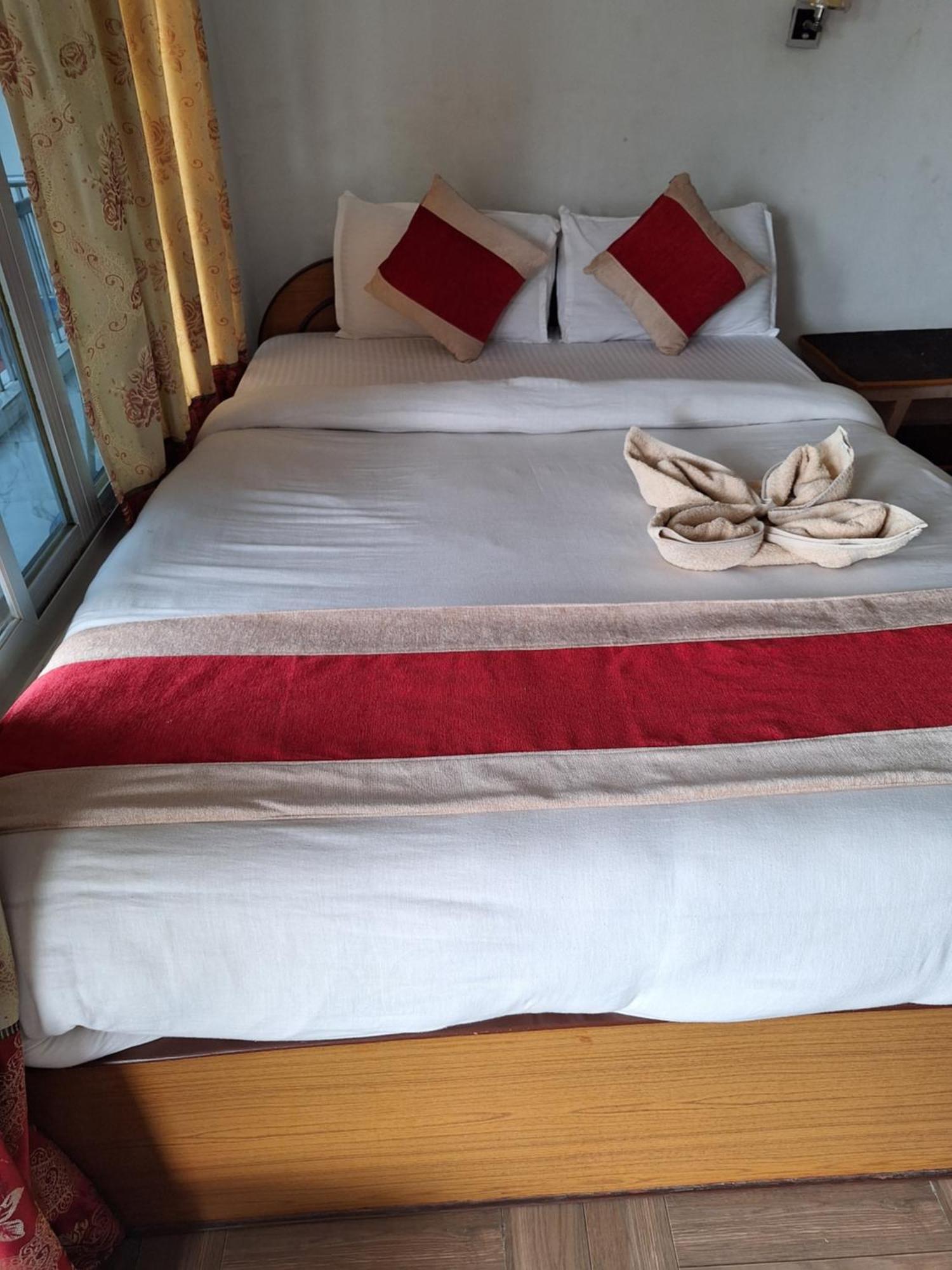 Hotel Shiva'S Dream Sauraha Dış mekan fotoğraf